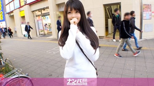 マジナンパ初撮り：素人美脚＆美乳、童顔フェラ