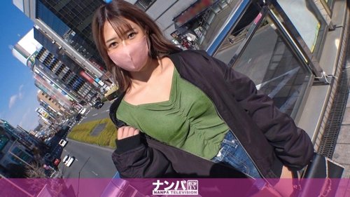 Étudiante de 19 ans pour sa première fois: Mouvement de hanches coquin et orgasme intense!