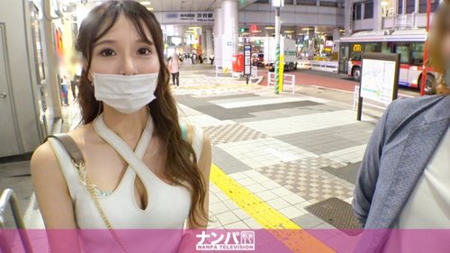 Bartender Montok Sembur Liar Pertama Kali Tanpa Sensor