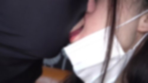 18살 여대생 첫 무삭제 질싸, 민감한 몸에 정액 가득 채우며 절정 분출