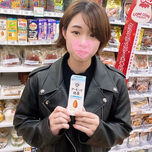 宅男女友隐藏美臀苗条身材中出无码