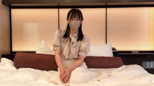 純情な22歳塾講師、激しく腰を振られて失神寸前、生中出し